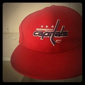A Washington capitals hat